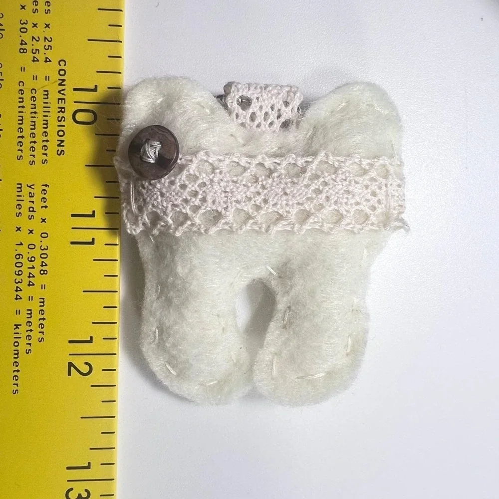 Hand Sewn Felt Tooth Keychain Lace Button Molar Dental Charm Bag Fob Off White